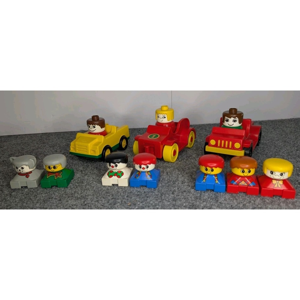 LEGO DUPLO Vintage Lot of 10 Little People Figures‎ Square Base And  3 Vehicles